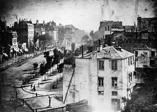 הצילום הראשון של לואי דגר נוף שנשקף מחלון הסטודיו בפריז